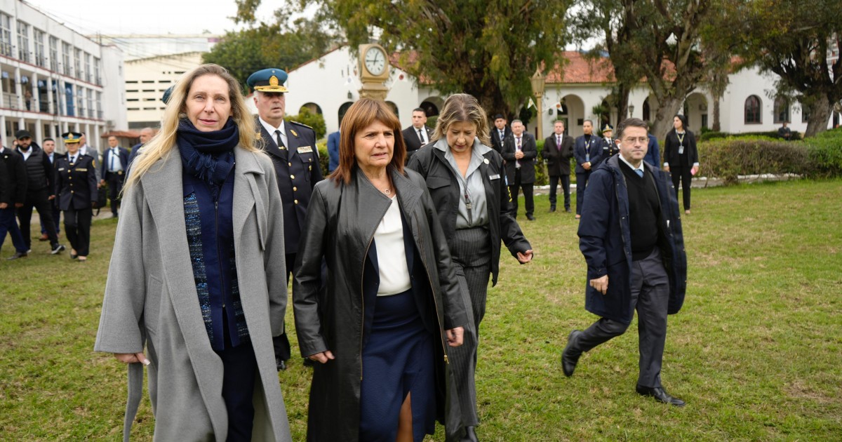 ¡Patricia presiona a Karina para cerrar acuerdo y garantizar futuro político!
