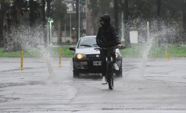 Alerta amarilla por lluvias en Bahía y sudoeste bonaerense: fin de semana con meteorología intensa.
