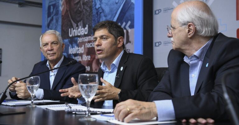 Axel Kicillof sorprende en la recta final con Jorge Taiana a bordo y un enfoque estratégico en discapacidad y jubilados