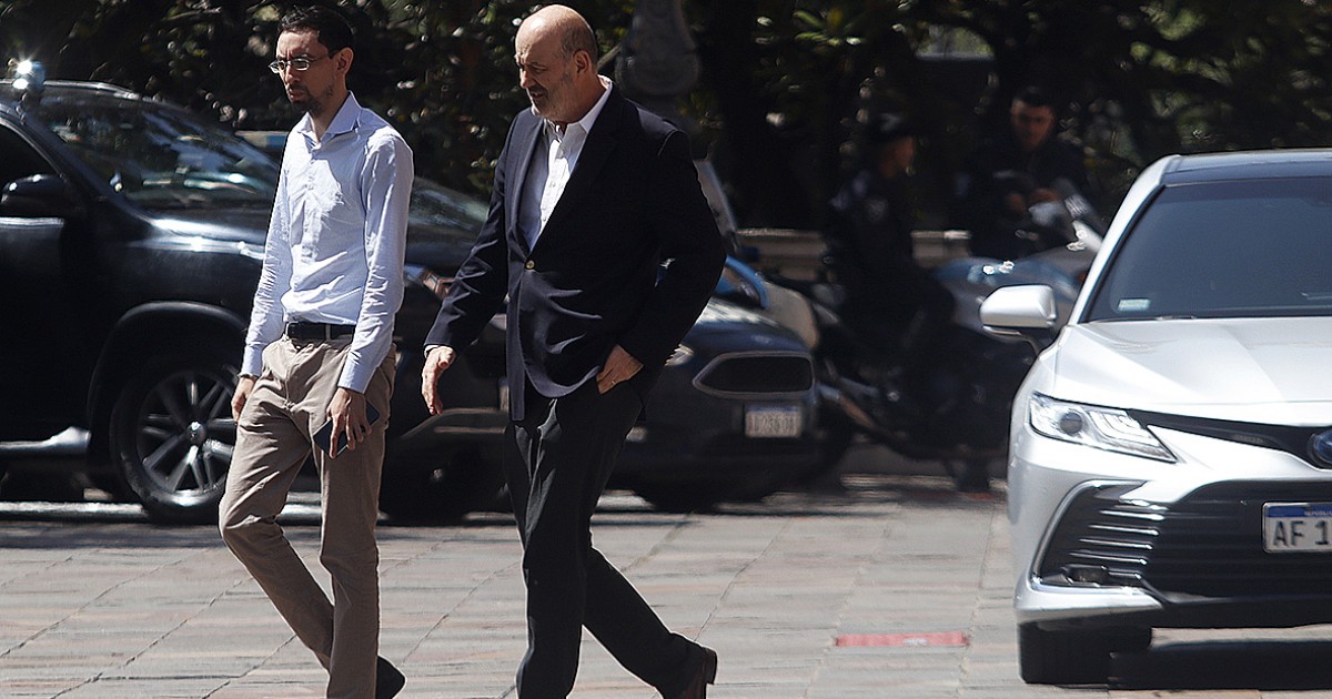 Cumbre de Sturzenegger y Lugones para calmar la crisis del fentanilo.