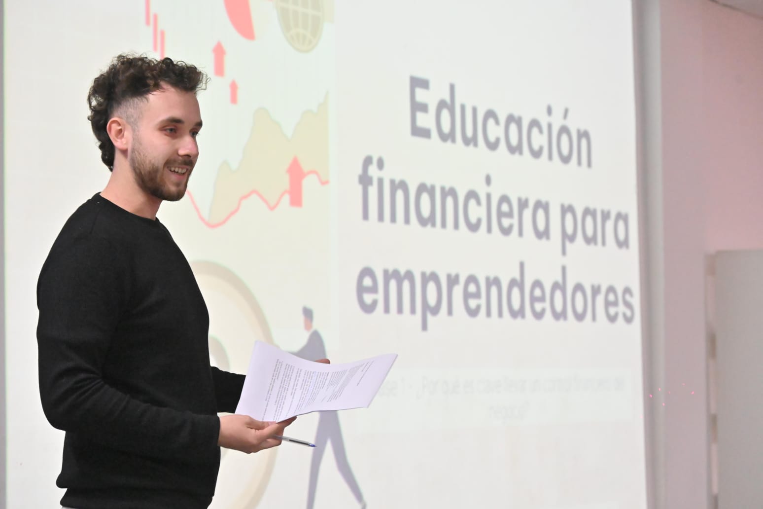 El Club de Emprendedores renace en Bahía Hub con propuestas innovadoras.
