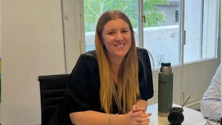 Franca Grippo salió a la cancha: “Votar violeta” y un mensaje de reconstrucción para Bahía