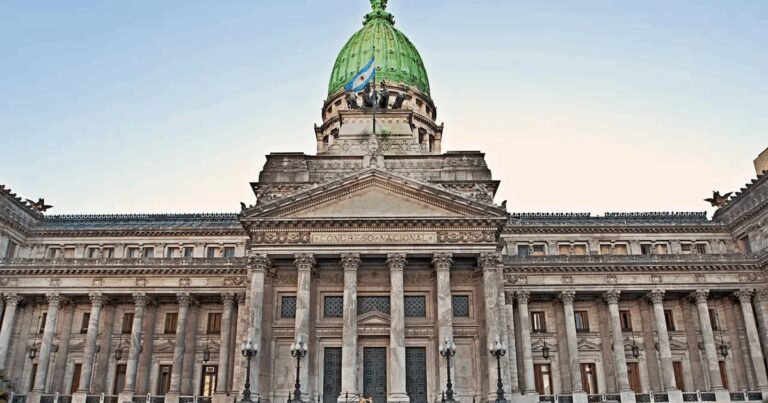 Frente Renovador de Misiones destaca compromiso con salud y educación en Congreso. Acompañan medidas clave en el Senado.