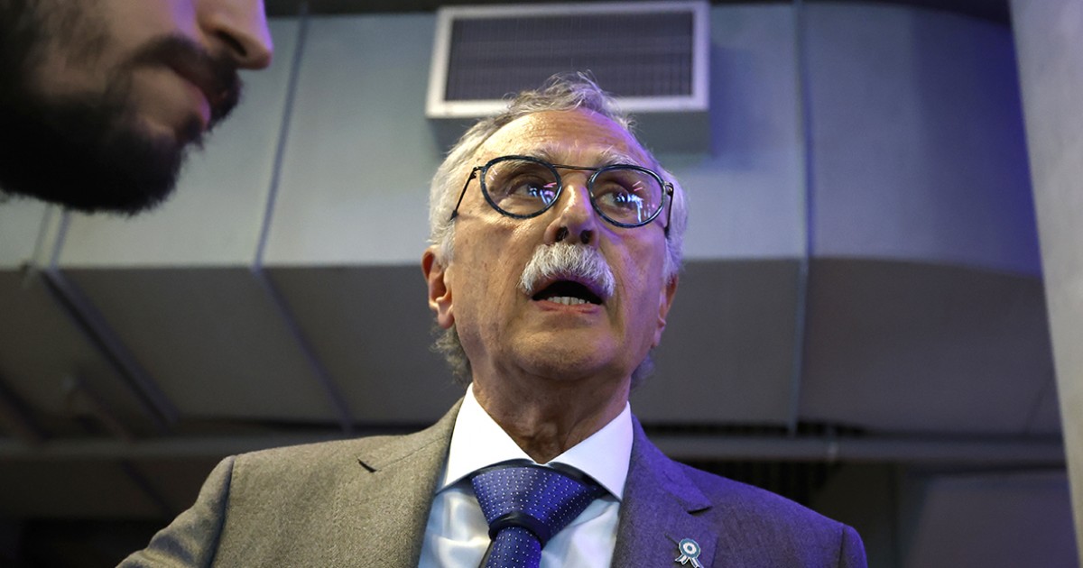Gobierno presiona al juez Kreplak con el caso fentanilo, repitiendo estrategia De Vido.
