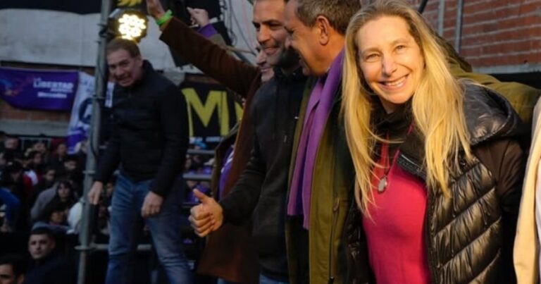 Karina Milei: discurso en acto libertario tras escándalo de coimas en La Matanza.