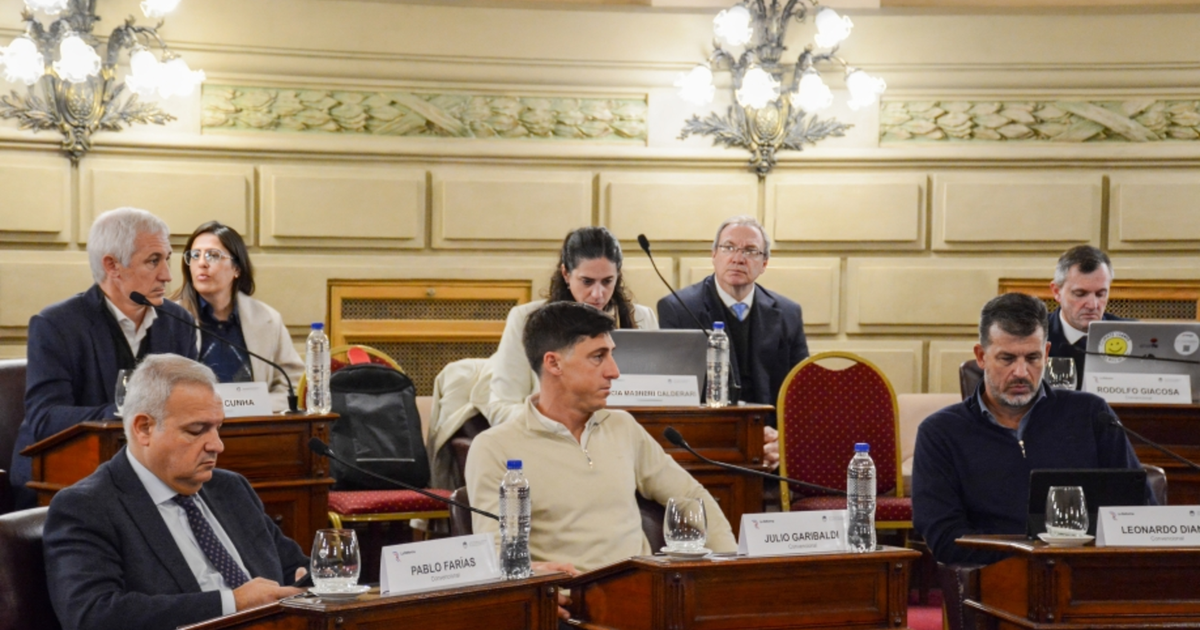 La rosca interminable en la Convención de Santa Fe: día 27 de debates intensos sobre la reforma constitucional.