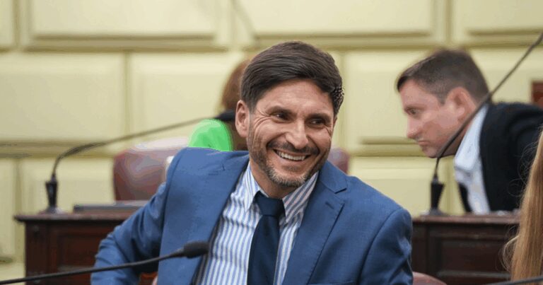 Maximiliano Pullaro autorizado para buscar reelección en Santa Fe: clave votación en la Convención.