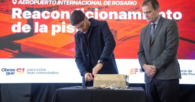 Maximiliano Pullaro desafía a Javier Milei con su relato de campaña durante un acto en Santa Fe