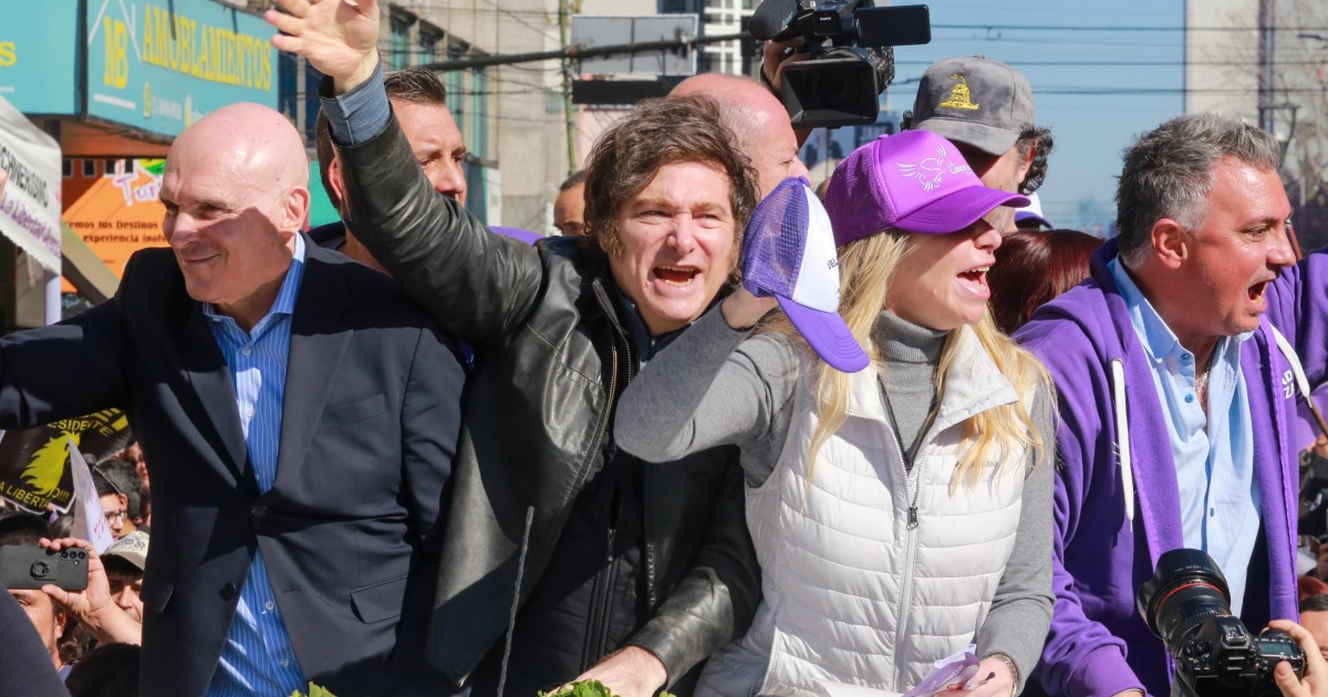 Milei rompe con Spagnuolo y lo amenaza con llevarlo a la Justicia.
