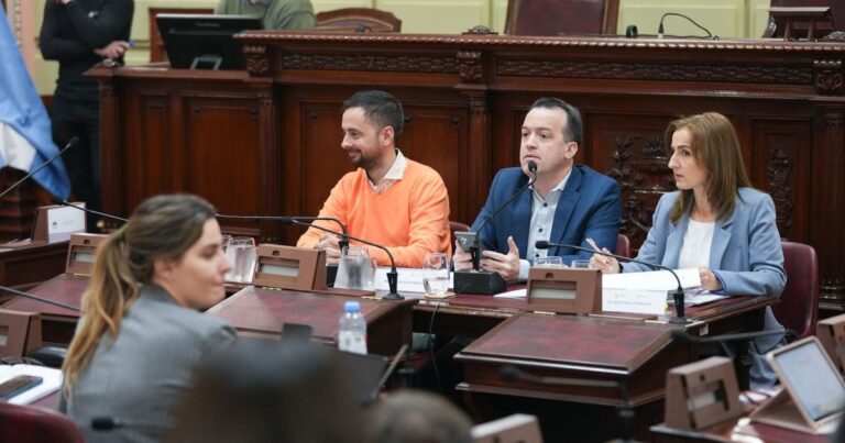 Novedades políticas en Santa Fe: sistema jubilatorio será intransferible, ¿qué implicaciones tiene?