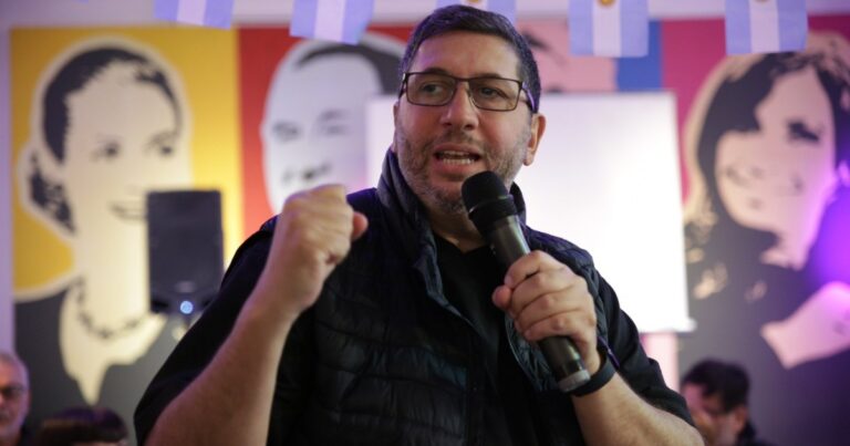Olmos asegura segundo lugar en lista de Capital junto a Hagman y Roberto.