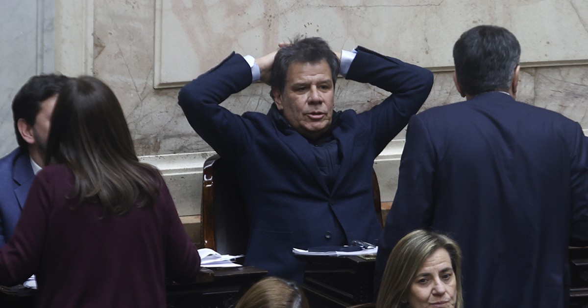 Rumores de alianzas en la UCR: Manes presionaría por un lugar destacado.