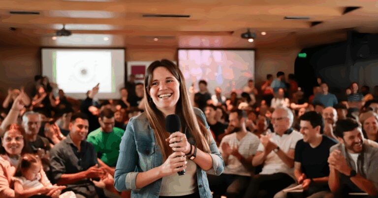 Unidad del peronismo en Santa Fe, liderada por Caren Tepp y Agustín Rossi, deja heridos en el camino.