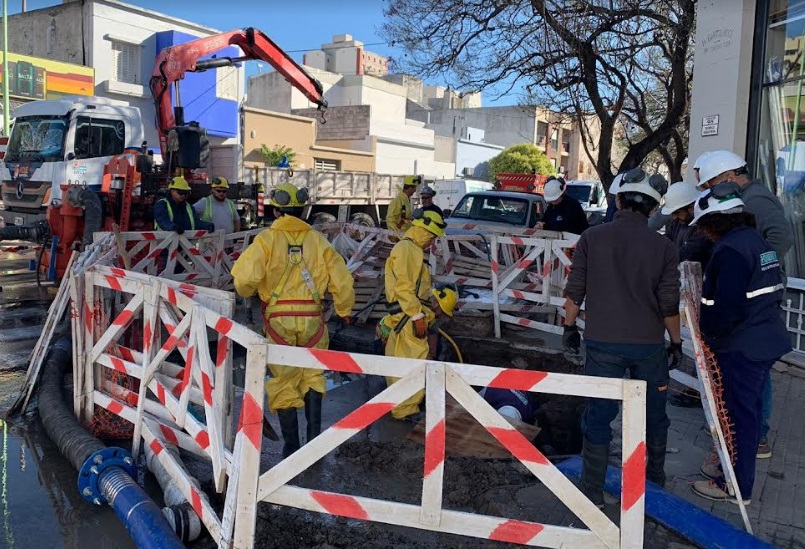 ABSA realiza trabajos en el barrio Cenci para recuperar red de agua: ¡Conocé los detalles aquí!