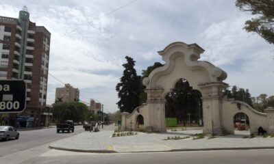 Apertura parcial del puente vehicular en el parque de Mayo para descongestionar el tránsito en Bahía Blanca.