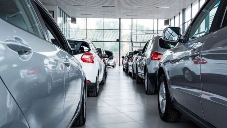 Caen los patentamientos en agosto, pero el mercado automotor mantiene un sólido crecimiento del 31,7% anual.