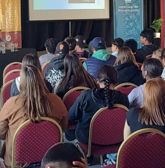 Capacitación e inspiración: Semana del Empleo Joven en Monte Hermoso impulsa a jóvenes en el mundo laboral.