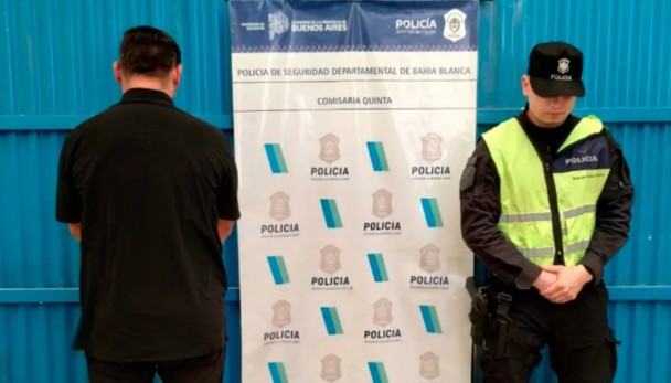 Detenido en Bahía Blanca hombre acusado de homicidio tras intensa persecución policial.