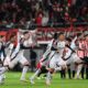Flamengo avanza a semifinales de Copa Libertadores tras eliminar a Estudiantes en penales en La Plata