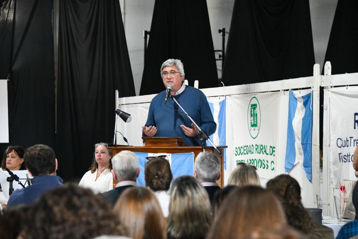 Javier Rodríguez destaca en exposiciones ganaderas de Tres Arroyos y Coronel Dorrego