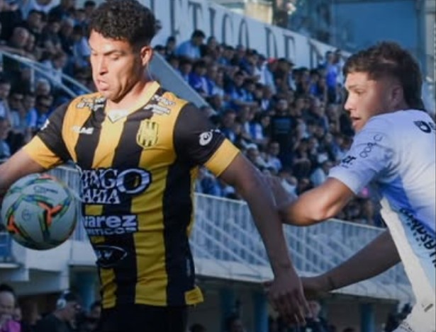 Olimpo cae ante Atlético Rafaela y enfrenta desafío en la Reválida.