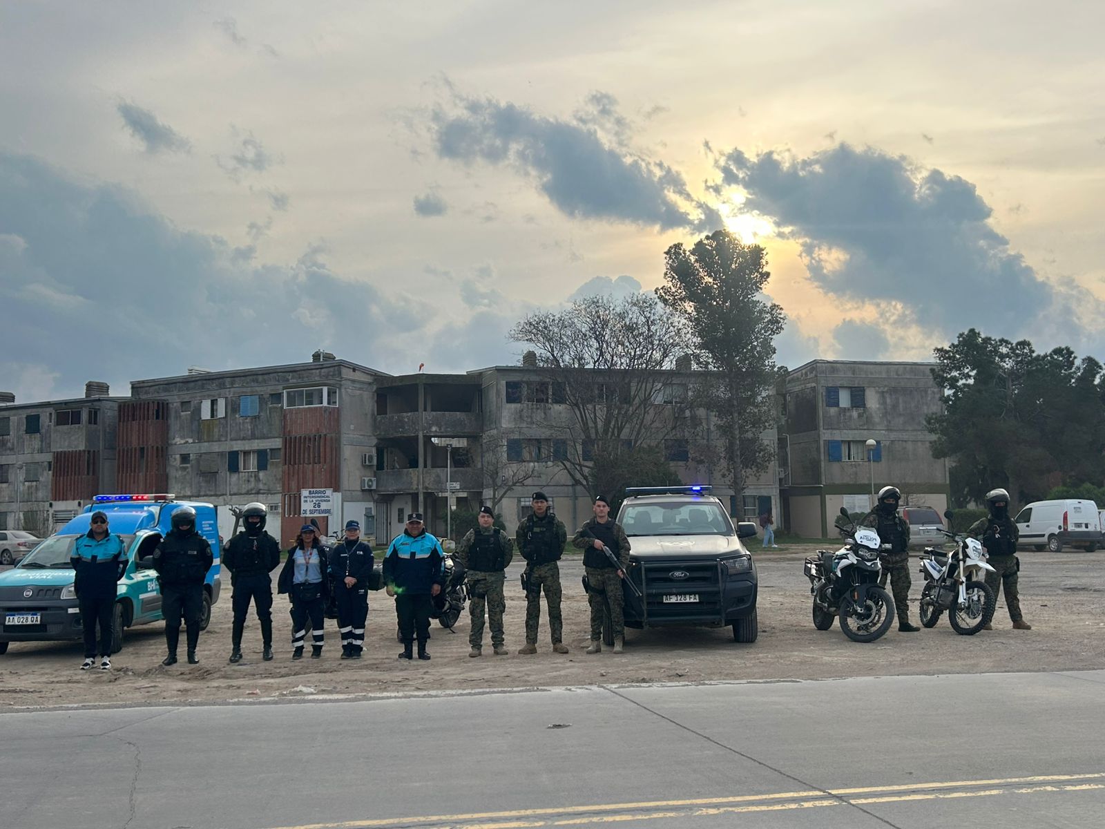Secuestran motos y detienen a menor en operativo policial de Ingeniero White.