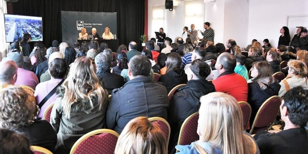 150 familias montermoseñas mejorarán sus hogares gracias a programa provincial, liderado por Jorge Busca.