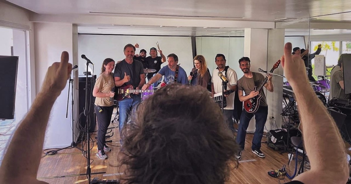 Alerta del Financial Times: Argentina pierde 9,5 mil millones de dólares en fuga financiera.