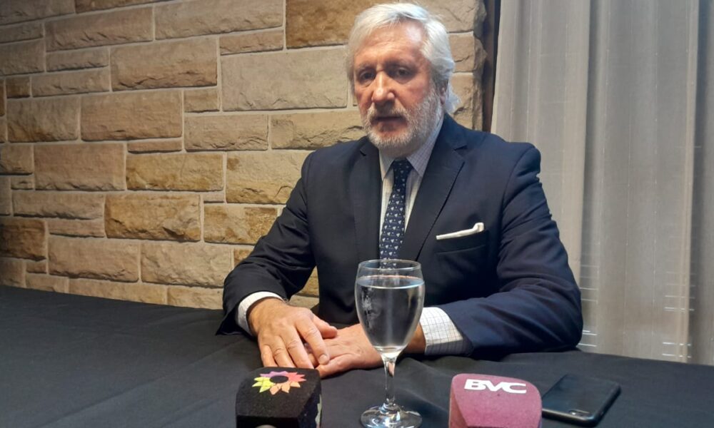 Conté Grand revela avances en la lucha contra el narcotráfico y firma convenios clave en Bahía Blanca.