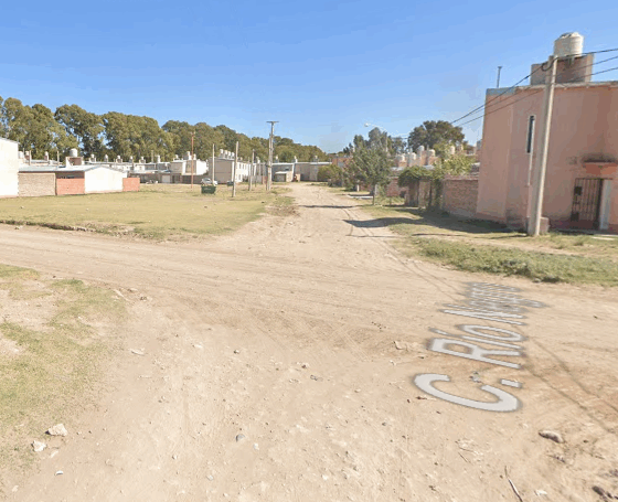 Detenido tras agredir y amenazar de muerte a su hija y pareja en Bahía Blanca.