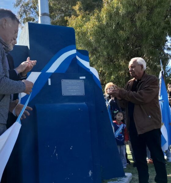 Emotivo tributo a Isabel Trujillo en aniversario del barrio Noroeste.