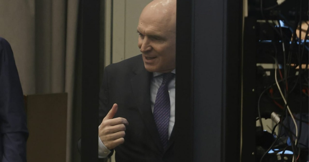 Espert reconoce transferencia a presunto narco: dará explicaciones en TV para frenar crisis