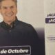 Zdero recibe a Milei pero oculta el logo libertario en los carteles