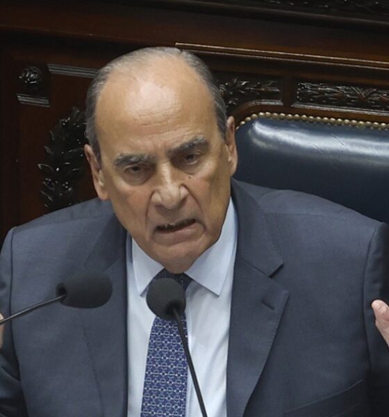 Francos desmintió a Bessent sobre acuerdo con EE UU y exclusión de China