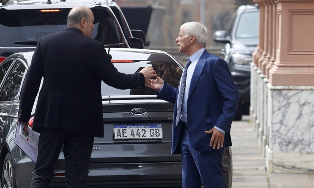 Cúneo se queda con la caja y no eliminan los registros automotores