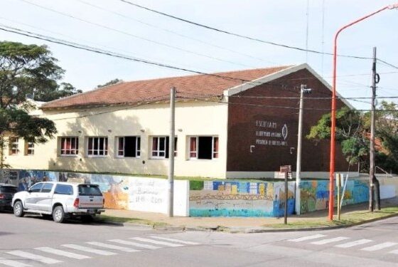 Docentes de todo el país realizan paro nacional este martes 14