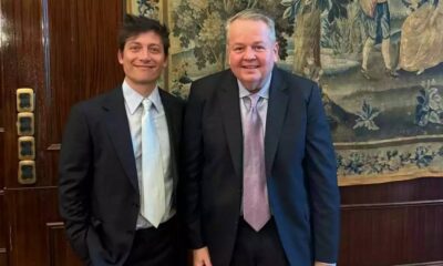 El enviado de Trump se une a Santiago para influir en la política del gobierno