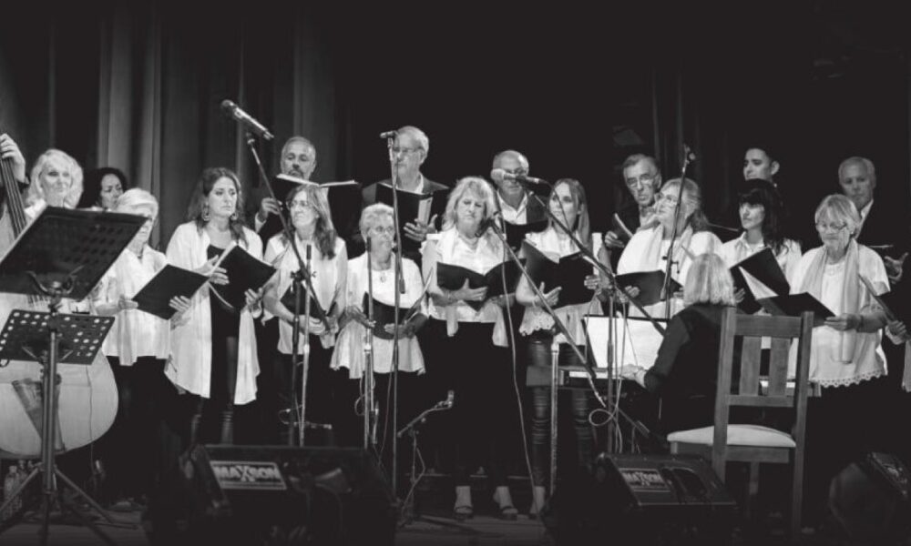 Coronel Suárez celebra 55 años del Coro Municipal de Mayores con un gran concierto