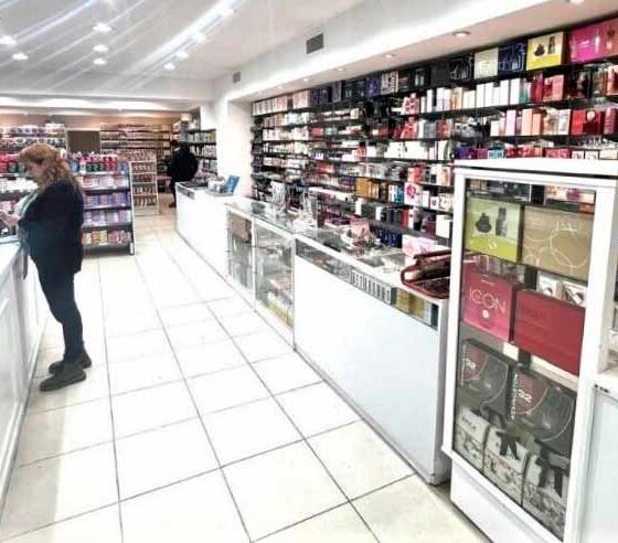 Ventas minoristas de pymes caen un 2 por ciento en septiembre