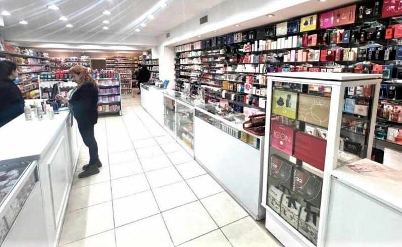 Ventas minoristas de pymes caen un 2 por ciento en septiembre