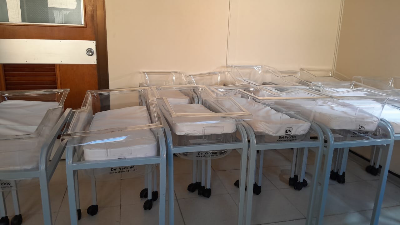 La Provincia renueva equipamiento en Hospital Penna de Bahía Blanca con inversión millonaria.