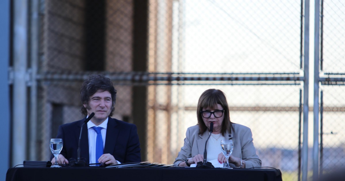 Milei apoya a Espert y enfrenta escándalo por pago de narco: arriesga en elección provincial.