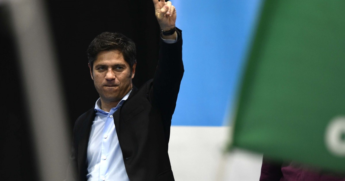 Peronismo prepara acción judicial por reimpresión de boletas y busca que gobierno asuma consecuencias del millonario gasto.