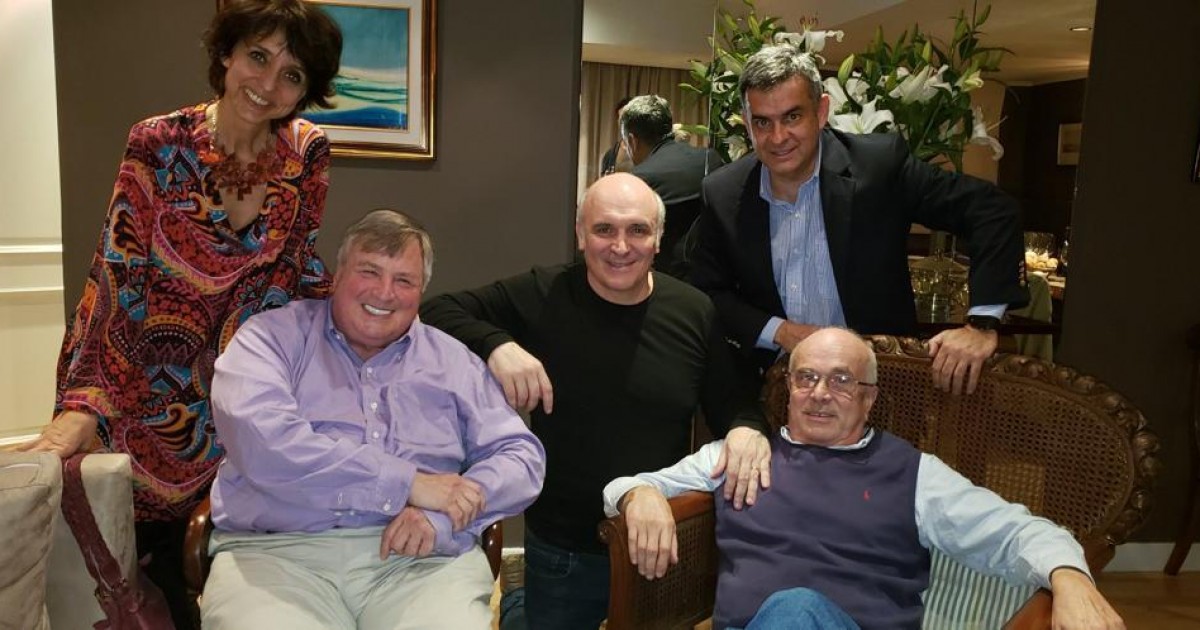 Reunión estratégica para definir candidato de fórmula en Bahía Blanca: ¡Detalles reveladores y conexiones sorprendentes!