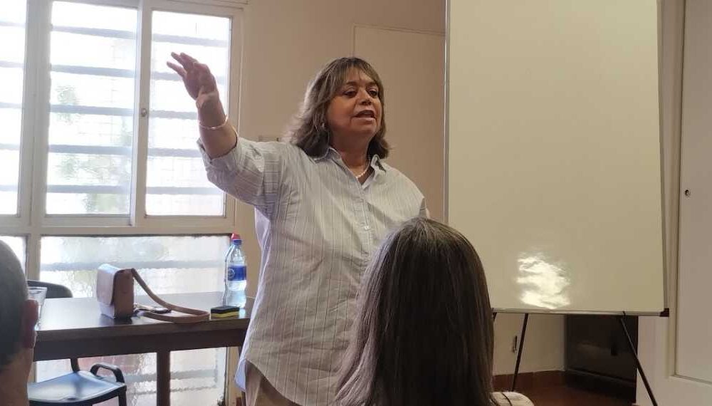 Desafíos de la educación en tiempos de hiperconectividad charla para padres y educadores