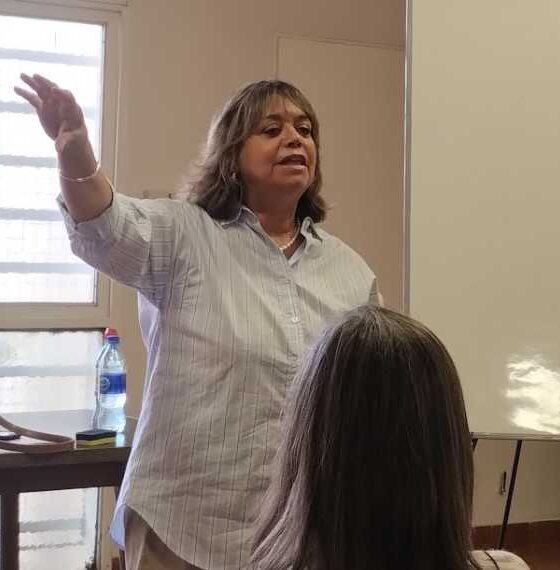 Desafíos de la educación en tiempos de hiperconectividad charla para padres y educadores