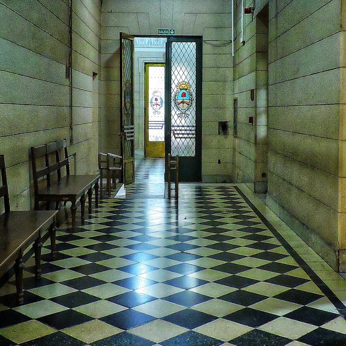 Juicio por jurados juzgan a un hombre por intento de homicidio a un vecino