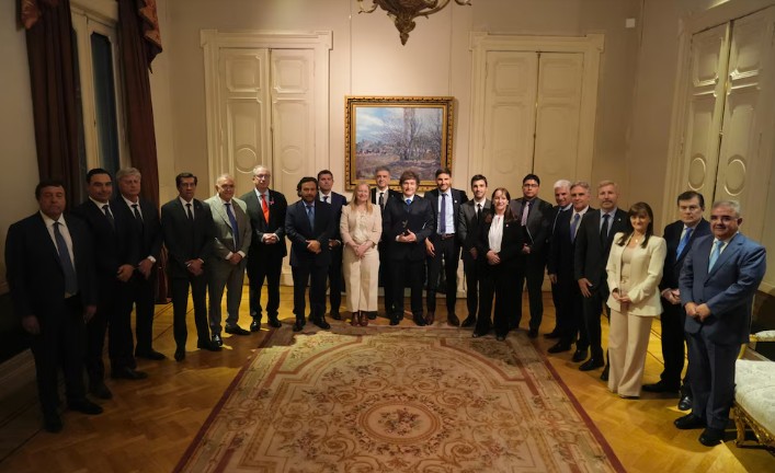 Optimismo en el Gobierno por la sanción del Presupuesto 2026 en negociaciones provinciales