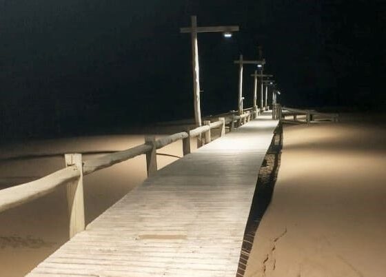 El balneario Marisol estrena un nuevo sistema de iluminacion en la rambla costera