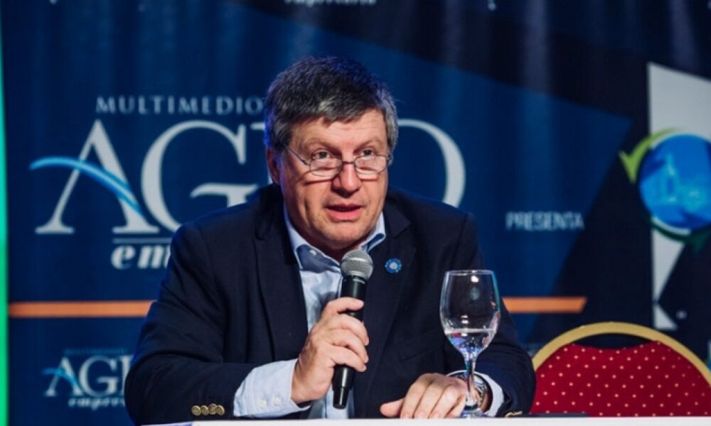 Denuncian que Miguelez pagó 180 millones en horas extras en el Mercado Central sin autorización del directorio